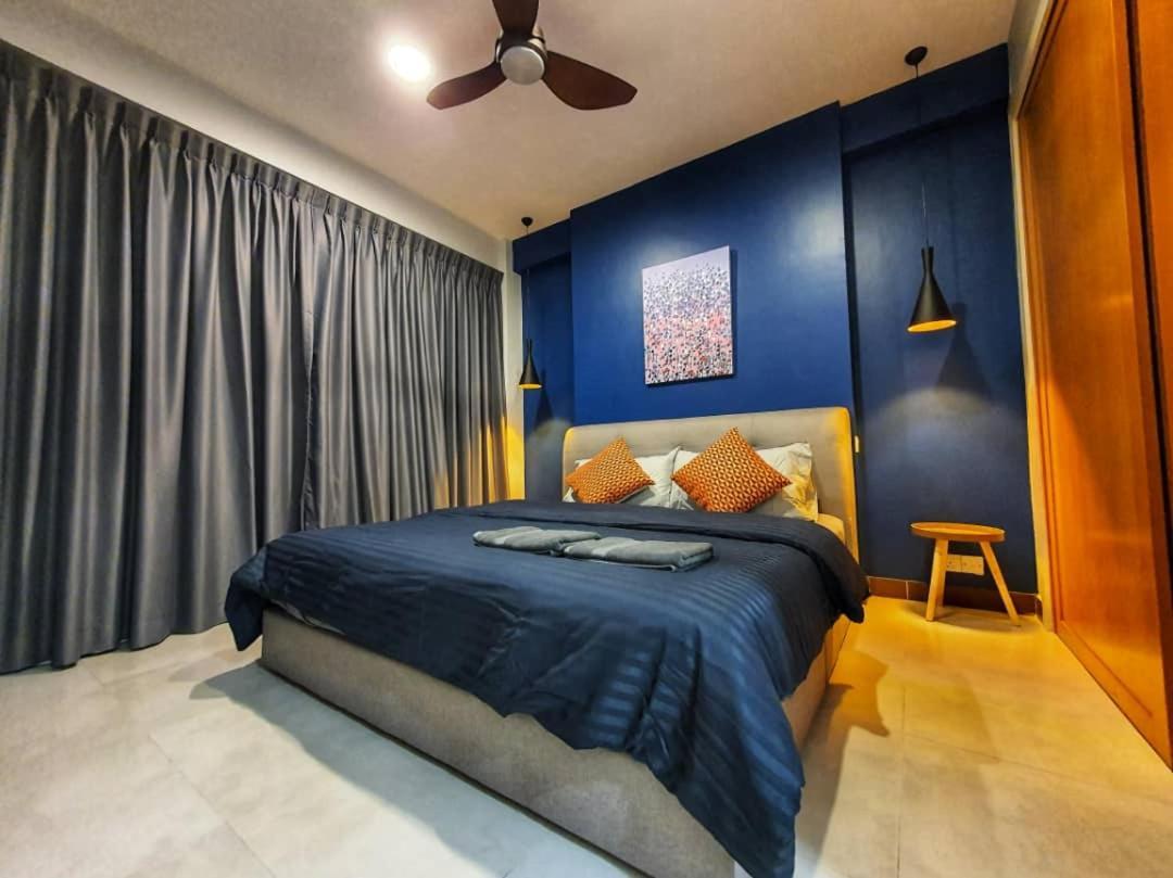 Santubong Suites B Just Like Home Damai Kuching Extérieur photo
